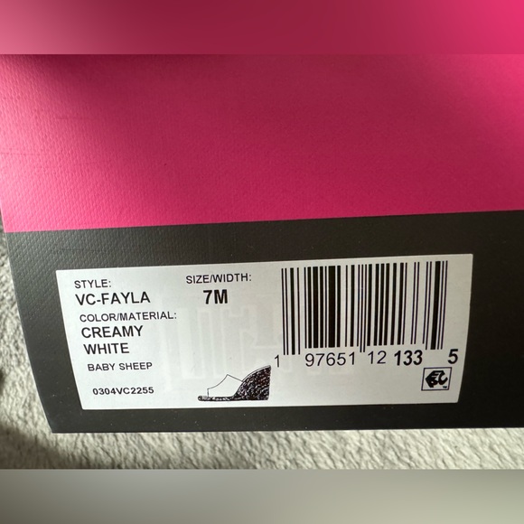 NWT - Vince Camuto wedges - creamy white - Picture 6 of 6